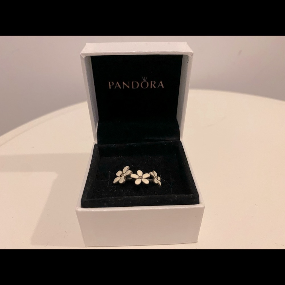 Pandora Daisy Flower Trio White Ring